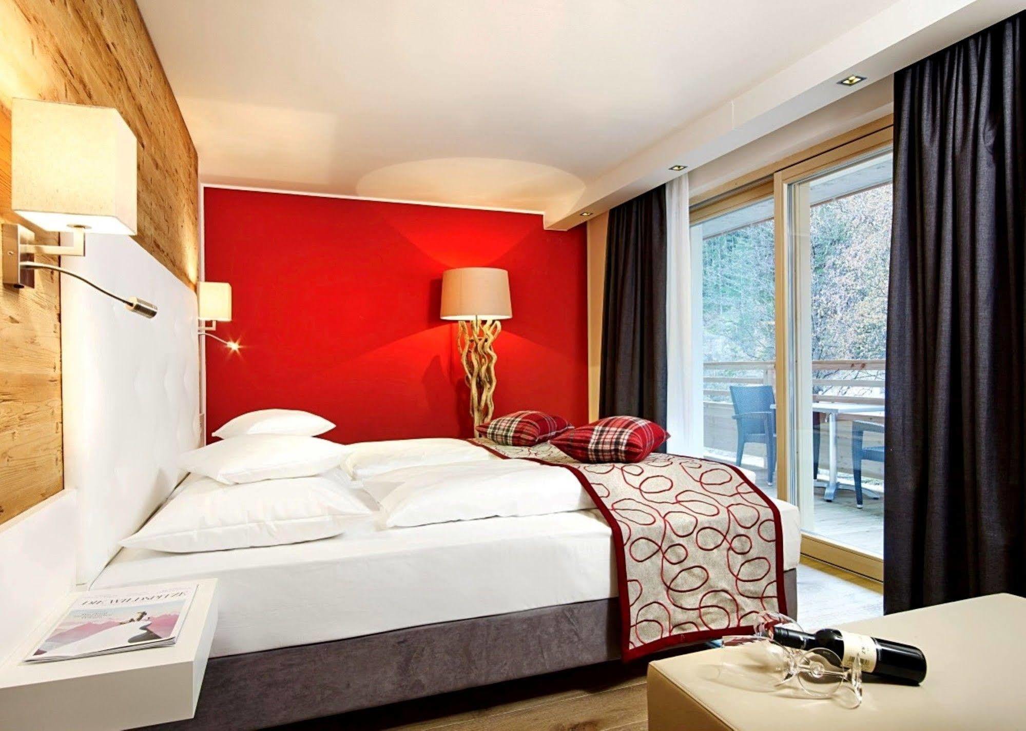 Hotel Ritzlerhof - Panorama Und Spa (Adults Only) Sautens Exterior photo
